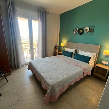 奥马斯帕纳吉亚斯Sofia & Lakis House公寓 外观 照片