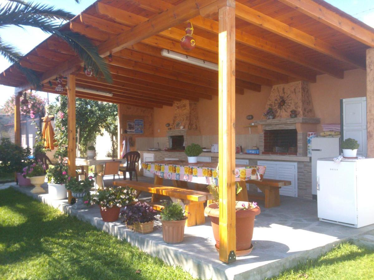 奥马斯帕纳吉亚斯Sofia & Lakis House公寓 外观 照片